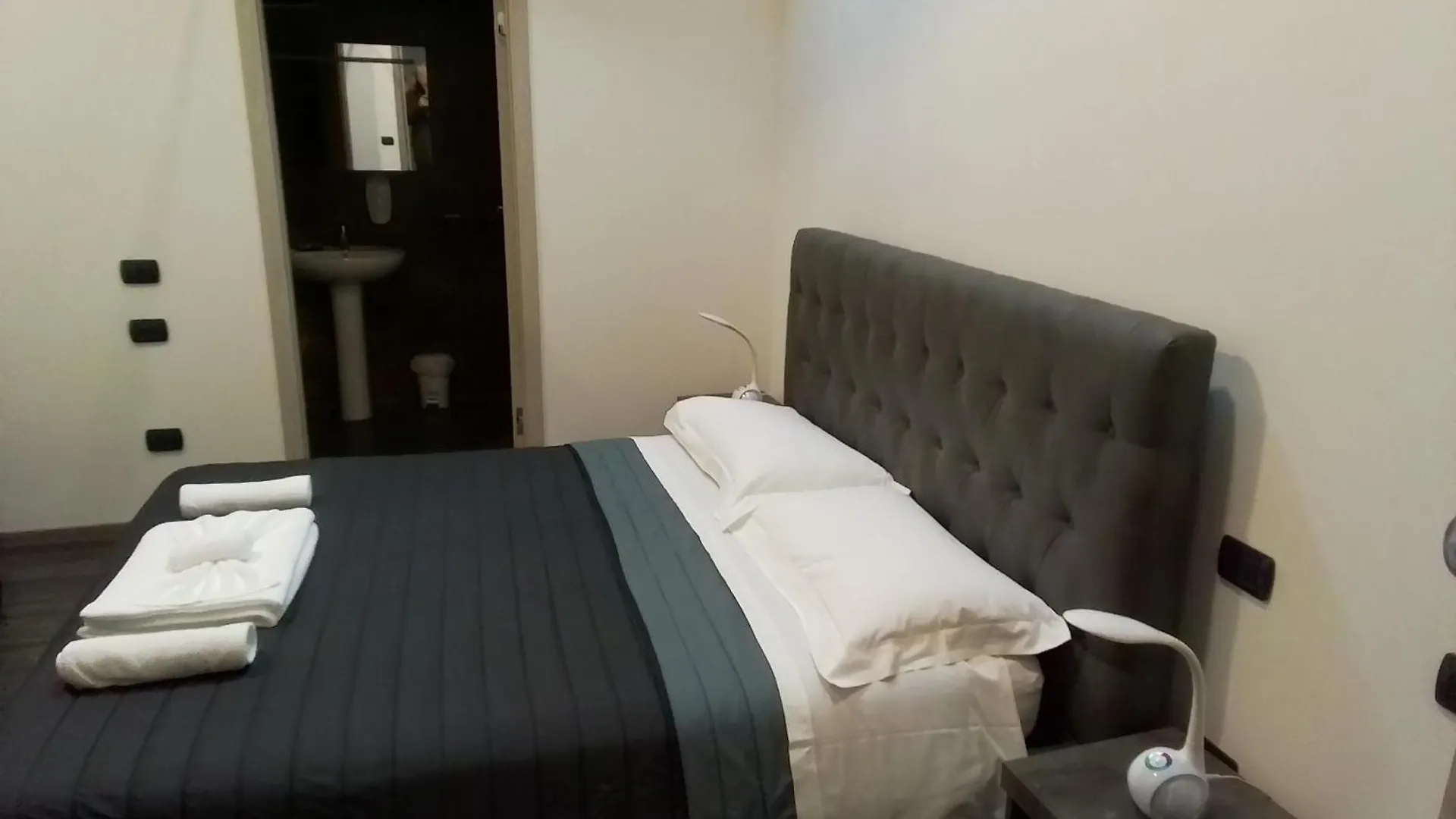 Attiko 53 Boutique Rooms Verona