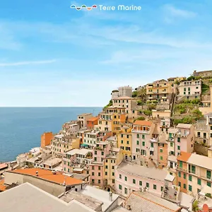 https://il-mare-sotto-terre-marine.hotelitalianriviera.com